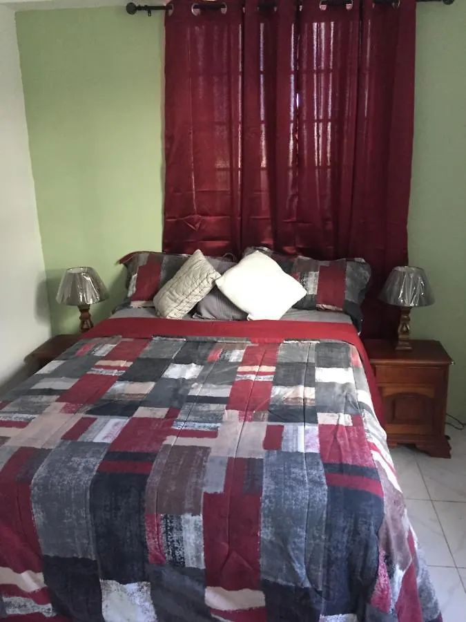 Family Stop Over Bed and Breakfast Montego Bay