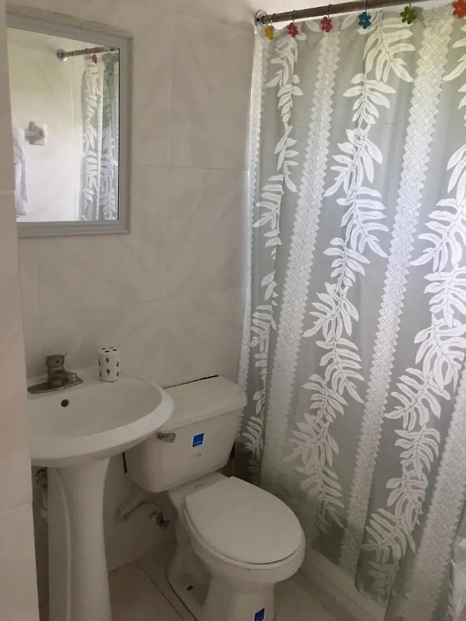 Family Stop Over Bed and Breakfast Montego Bay Bed & Breakfast